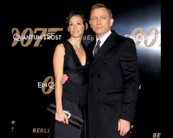 James Bond tinggalkan martini