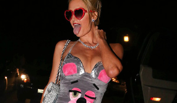 Ke Acara Playboy, Paris Hilton Dandan Ala Miley Cyrus?! thumbnail