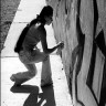 Kisah Wanita di Atas Graffiti #1