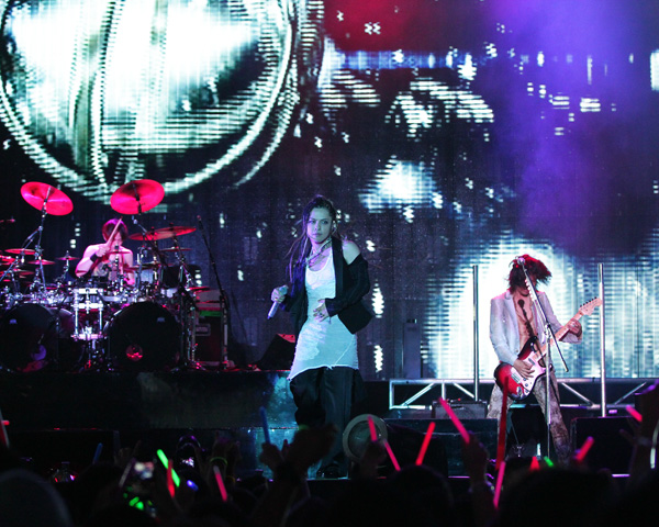 Konser L'Arc en Ciel Jakarta masuk DVD Live Twenity 