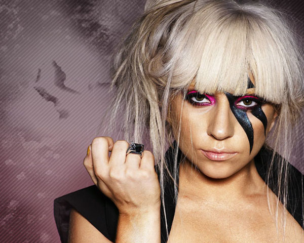 Lady Gaga Mau Berhenti Bermusik Demi Pacar???