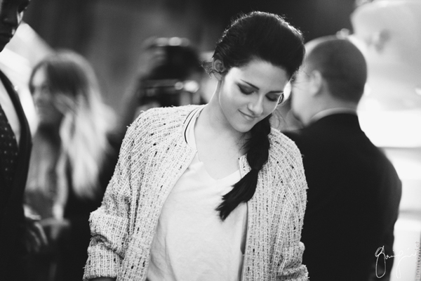 Malu berselingkuh, Kristen Stewart narik diri dari publik