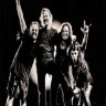 Metallica Ungguli The Beatles Cetak Sejarah