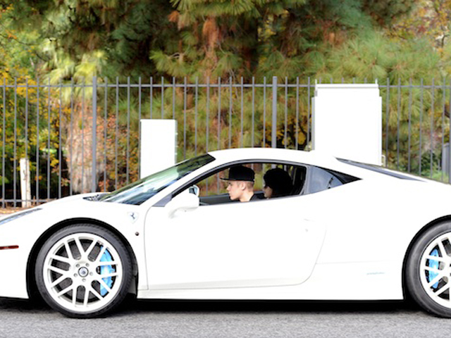 Paparazzi Tewas Abis Foto Mobil Justin Bieber