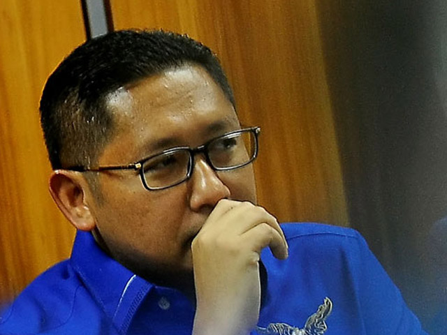 Resmi: Anas Urbaningrum-Demokrat Udah Gak Jodoh!