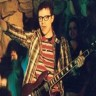 Rivers Cuomo Mengkompilasi Demo