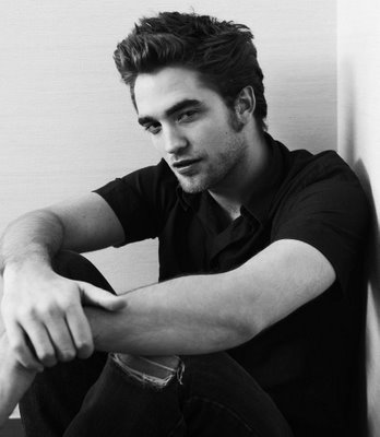 Robert Pattinson mulai nulis lagu