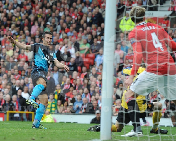 Robin Van Persie, pesepakbola terbaik tahun 2012