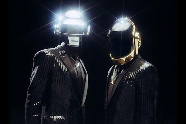 Singgung Soal Mainstream, DJ Tiesto Kritik Daft Punk thumbnail