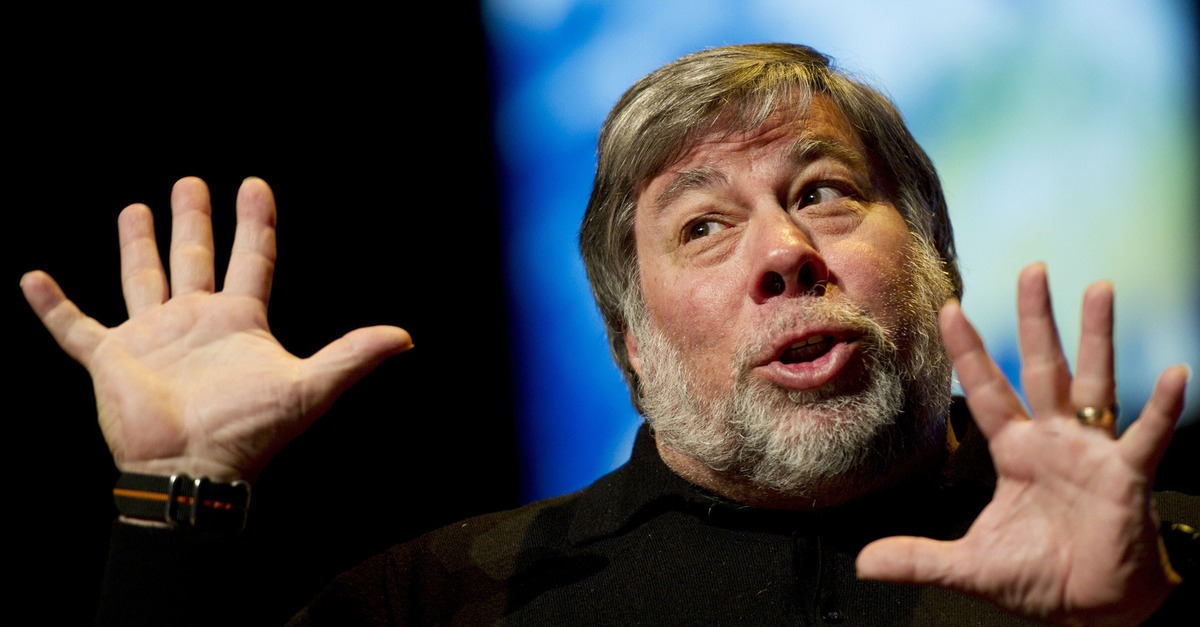 Steve Wozniak: Apple Seharusnya Bekerja Sama dengan Google dan Samsung thumbnail