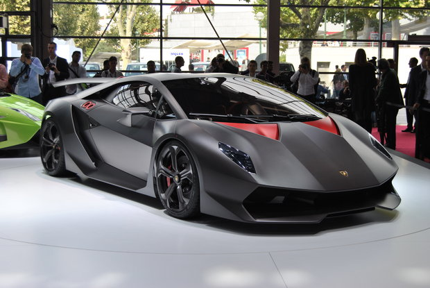 Supercar Lamborghini Dibandrol Rp20 Miliar Lebih!