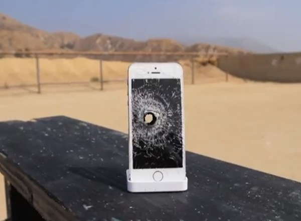 Video iPhone 5C Ditembak Menggunakan Senapan