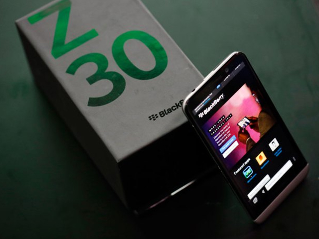 Z30, BlackBerry Layar Jumbo Resmi Rilis di Indonesia thumbnail