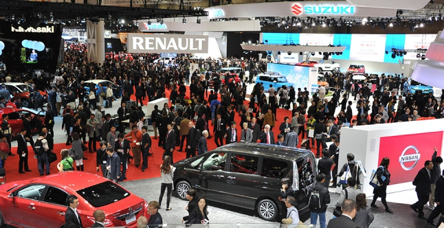 Yuk Nonton Pameran Otomotif Dengan Cerdas!