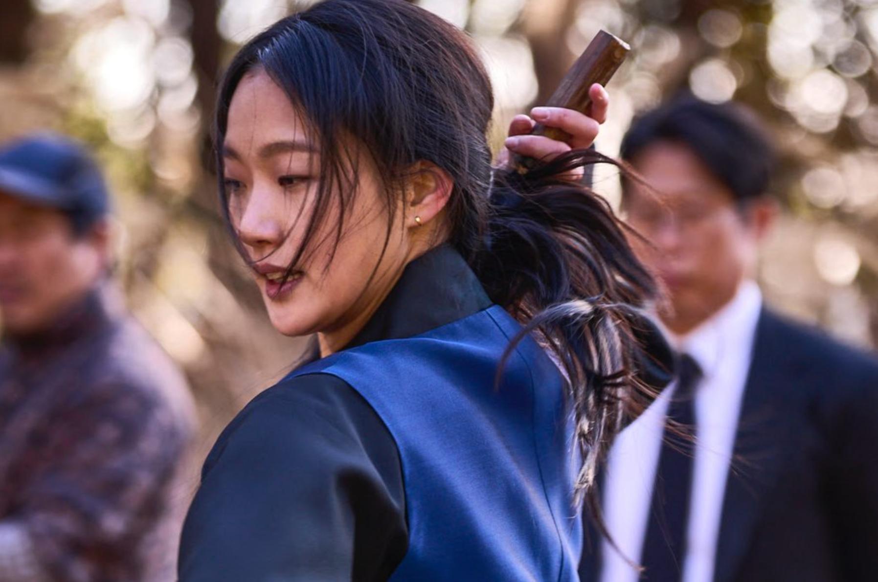 Kim Go Eun dapet pujian luar biasa karena perannya sebagai Hwa-Rim