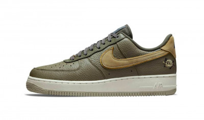 Lihat Tampilan Resmi Nike Air Force 1 '07 LX Turtle thumbnail