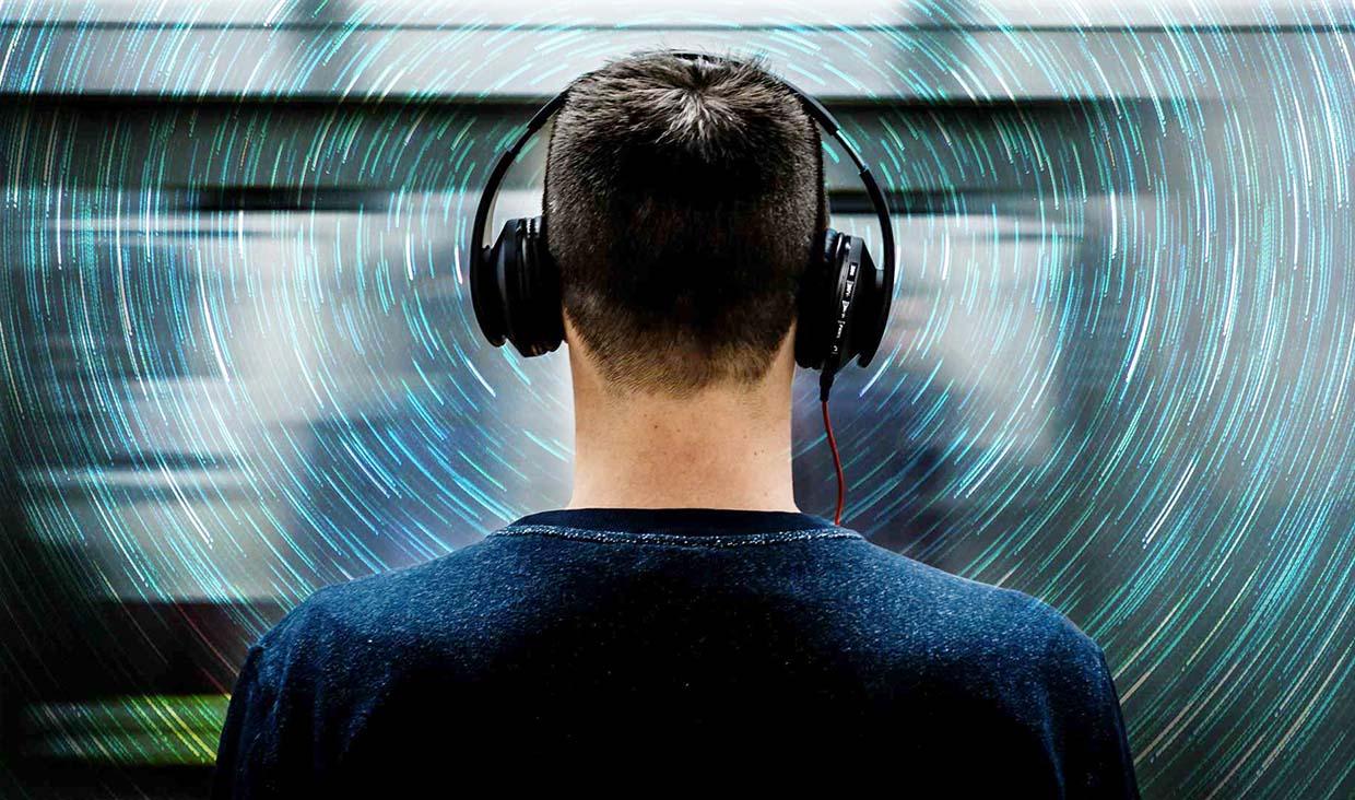 Lagu yang Lo Nggak Suka Malah Nempel di Kepala