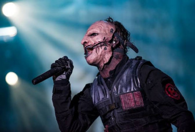 Sebelum Jadi Band Metal, Slipknot Pernah Memainkan Genre Ini thumbnail