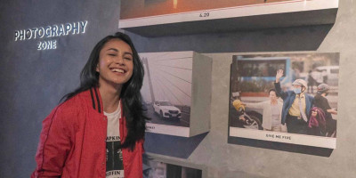 Sintya Marisca Bangga Kepada Visual Collaborative Exhibition thumbnail