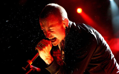 Band Ini Mau Menghidupkan Lagi Chester Bennington thumbnail