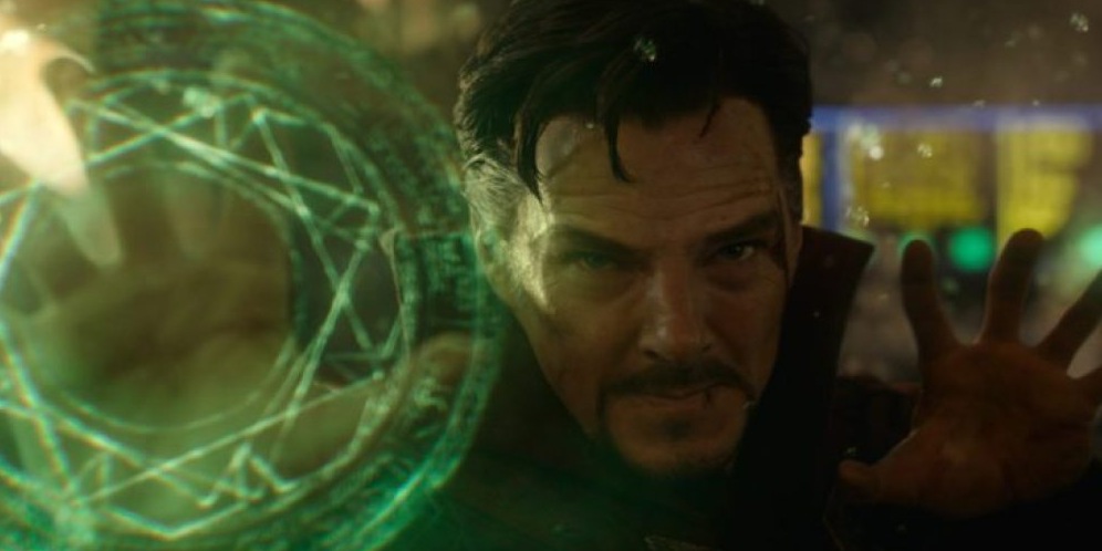 Sutradara Spider-Man Garap Doctor Strange 2?