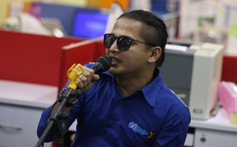 Tresno Riadi Rip Tresno Riadi Benci Bajakan Hingga Bangga Koleksi Album Fisik | LAzone.id