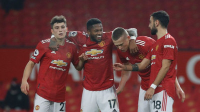 Perbandingan MU dan Leicester Saat Pesta 9 Gol thumbnail