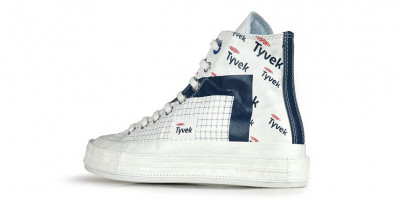 Converse Chuck 70 Dipermak dengan Tyvek thumbnail