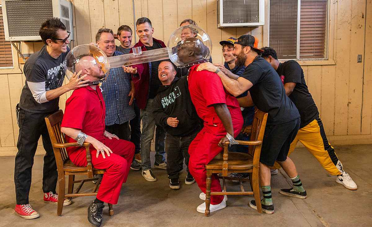 Ini Trailer Perdana Jackass Forever