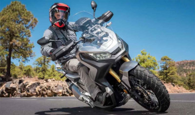 Nih 5 Pilihan Maxi Scooter Terbaik Buat Lo! thumbnail
