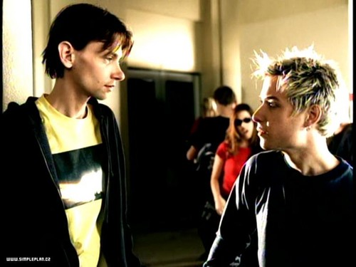 Simple plan i'm just a kid. I am just a simple текст. I'm just a kid. Im just a kid im just a kid. Im just a kid simple plan.