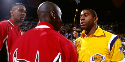 Magic Johnson Bakal Dibuatkan Film Dokumenter thumbnail