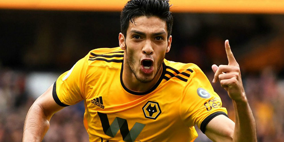 Raul Jimenez Kini Lebih Top dari Messi-CR7! | LAzone.id