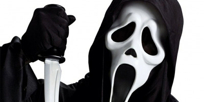 Sutradara Ready or Not Akan Garap Remake Scream thumbnail