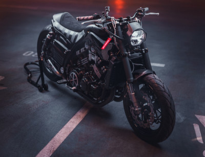 Monster Yamaha Dirombak Jadi Streetfighter