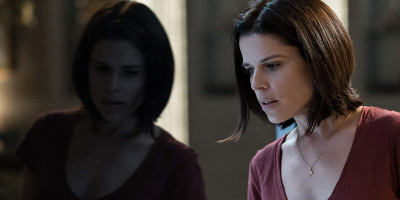 Scream Reboot Masih Dibintangi Neve Campbell? thumbnail