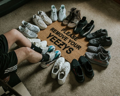 Sneaker, Semuanya Berawal dari Hip-Hop thumbnail