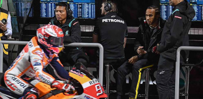 Siapa Tercepat Di Dunia, Marquez Atau Hamilton? thumbnail