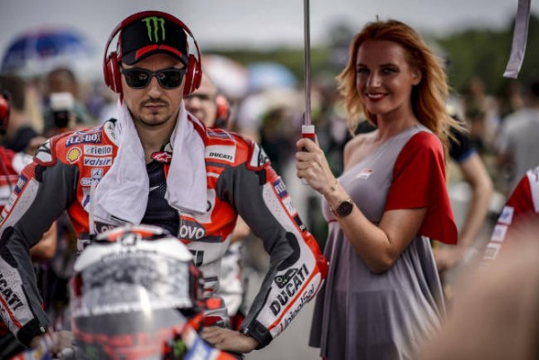 Lorenzo Rider Tercepat Ducati