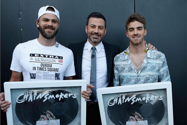 Closer' Tembus 10 Juta Kopi, The Chainsmokers Dapat Diamond