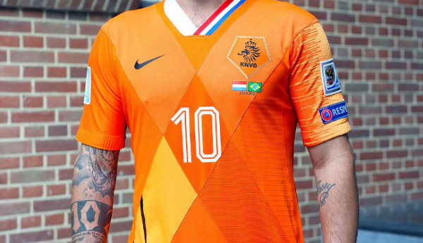 Jersey Istimewa De Oranje Edisi Meener Sneijder dari Nike