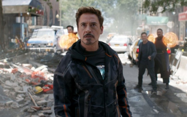 Fan Theory: Iron Man Berkorban untuk Kalahkan Thanos?