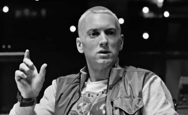 Nobar Gratis 'Bodied', Eminem Booking Seluruh Bioskop di Detroit