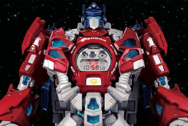 Keren, Jam Tangan G-Shock Ini Bisa Berubah Jadi Optimus Prime!