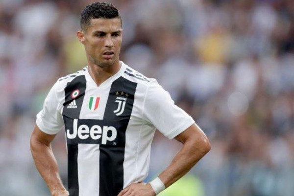 Pesepakbola Inter Milan Ini Melarang Nama Cristiano Ronaldo Diucapkan di Rumahnya