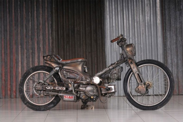 Motor Bebek Honda Dimodif Jadi Chopper Cub, Begini Hasilnya!