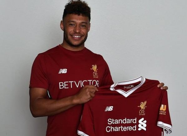 Chamberlain Rela Potong Gaji Demi Gabung Liverpool