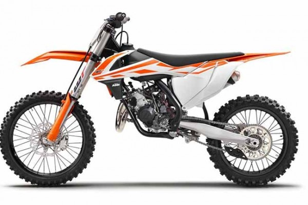 Supermoto Di Antara Dual Sport, Enduro dan Motocross