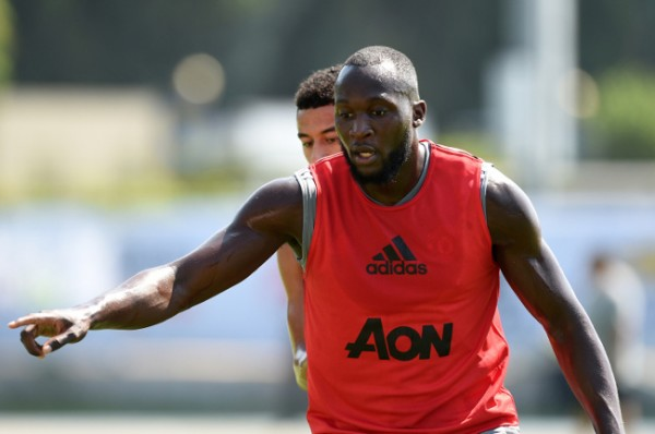 Raiola Beberkan Lukaku Kerap Dituduh Korupsi Umur