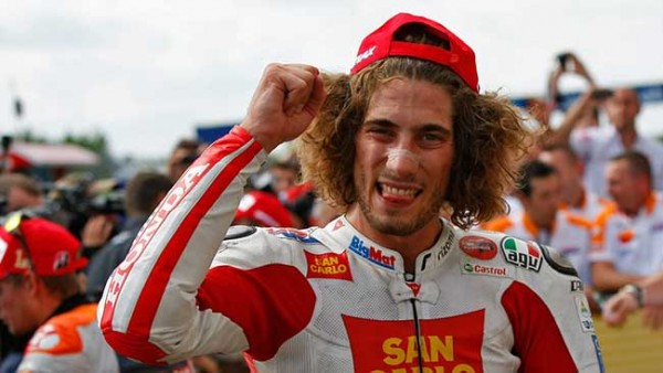 Menyenangkan Jika Menyaksikan Simoncelli Melawan Marquez